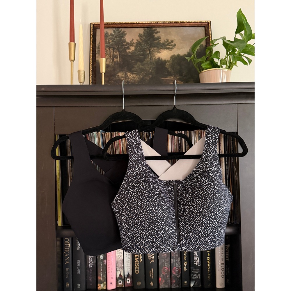 Lululemon Bundle 2 Front Zip Energy Sports Bra 38DD Black Polka Dot Activewear